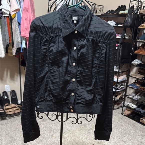 Gianfranco Ferre Black Jean Jacket Timeless Design - Picture 1 of 12